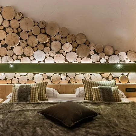 Chalet Pineta Relax Location Canazei Exterior photo